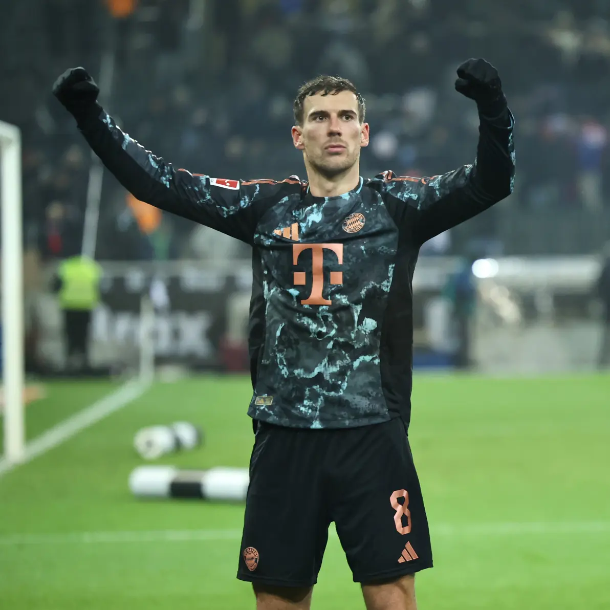 leyu乐鱼体育-关于门兴格拉德巴赫前锋连续进球，神勇表现的信息