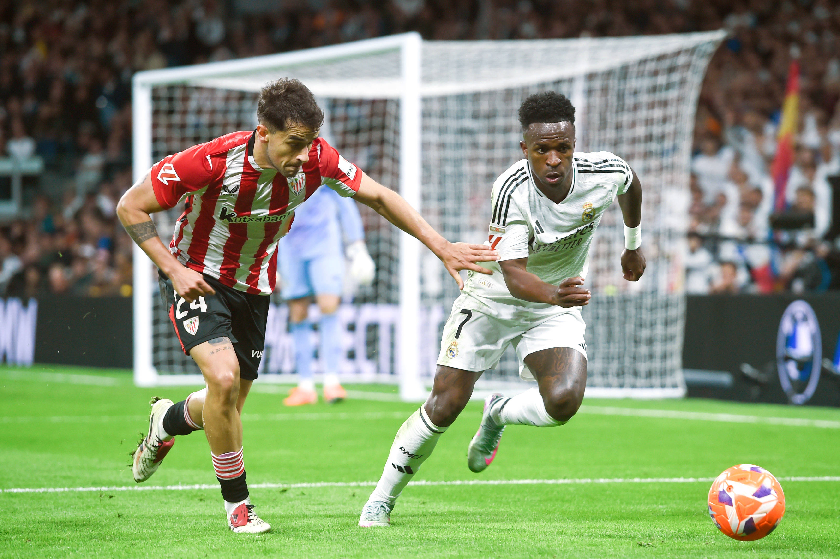 皇马主场战胜毕尔巴鄂完美收官取得关键胜利 皇马主场战胜毕尔巴鄂完美收官取得关键胜利