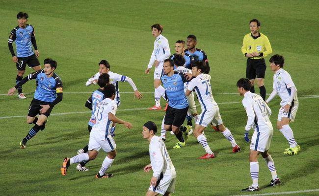 格罗宁根胜出,取得重要胜利 格罗宁根胜出,取得重要胜利